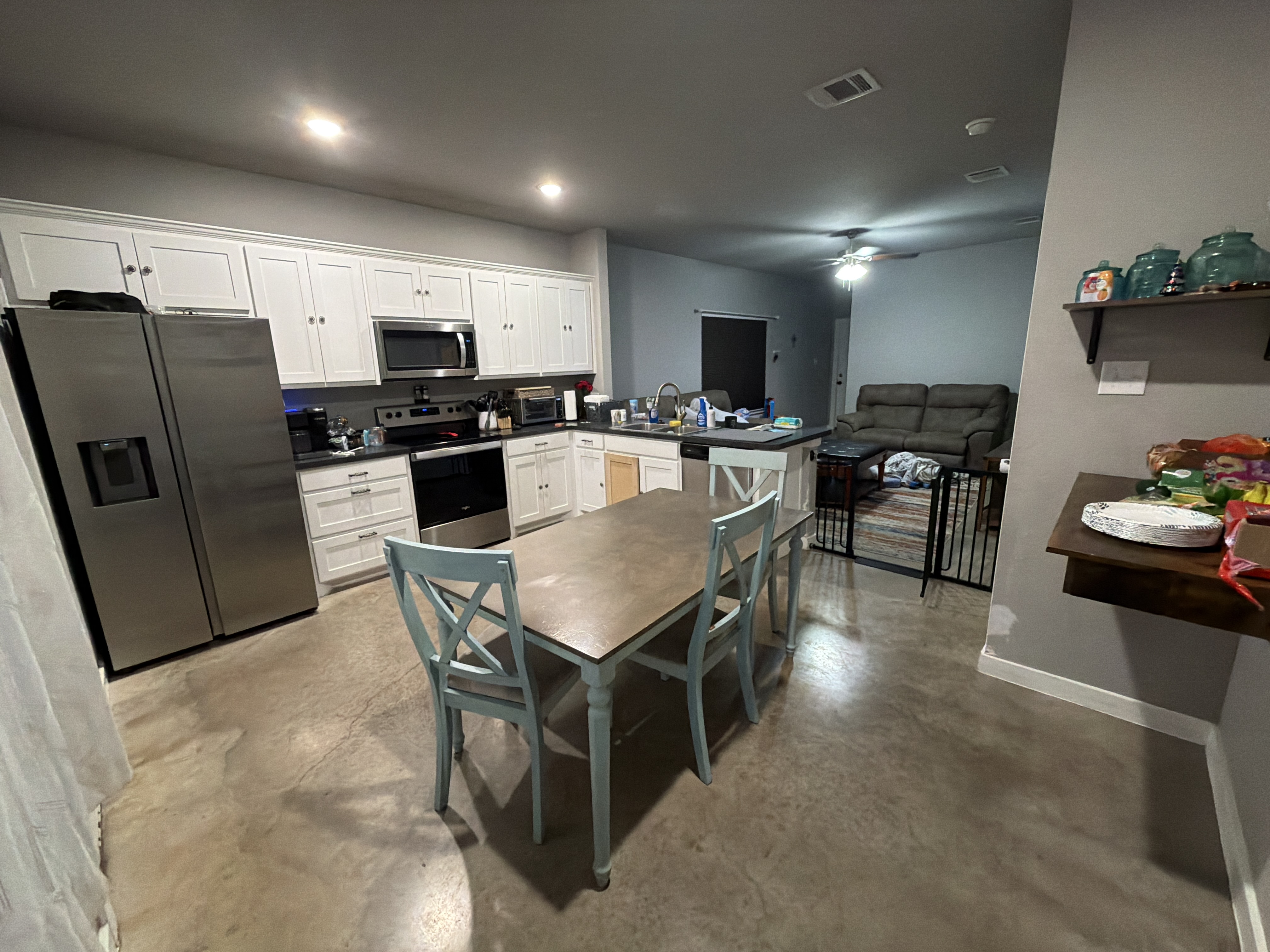 3BR Home in Hillsboro , TX photo 2