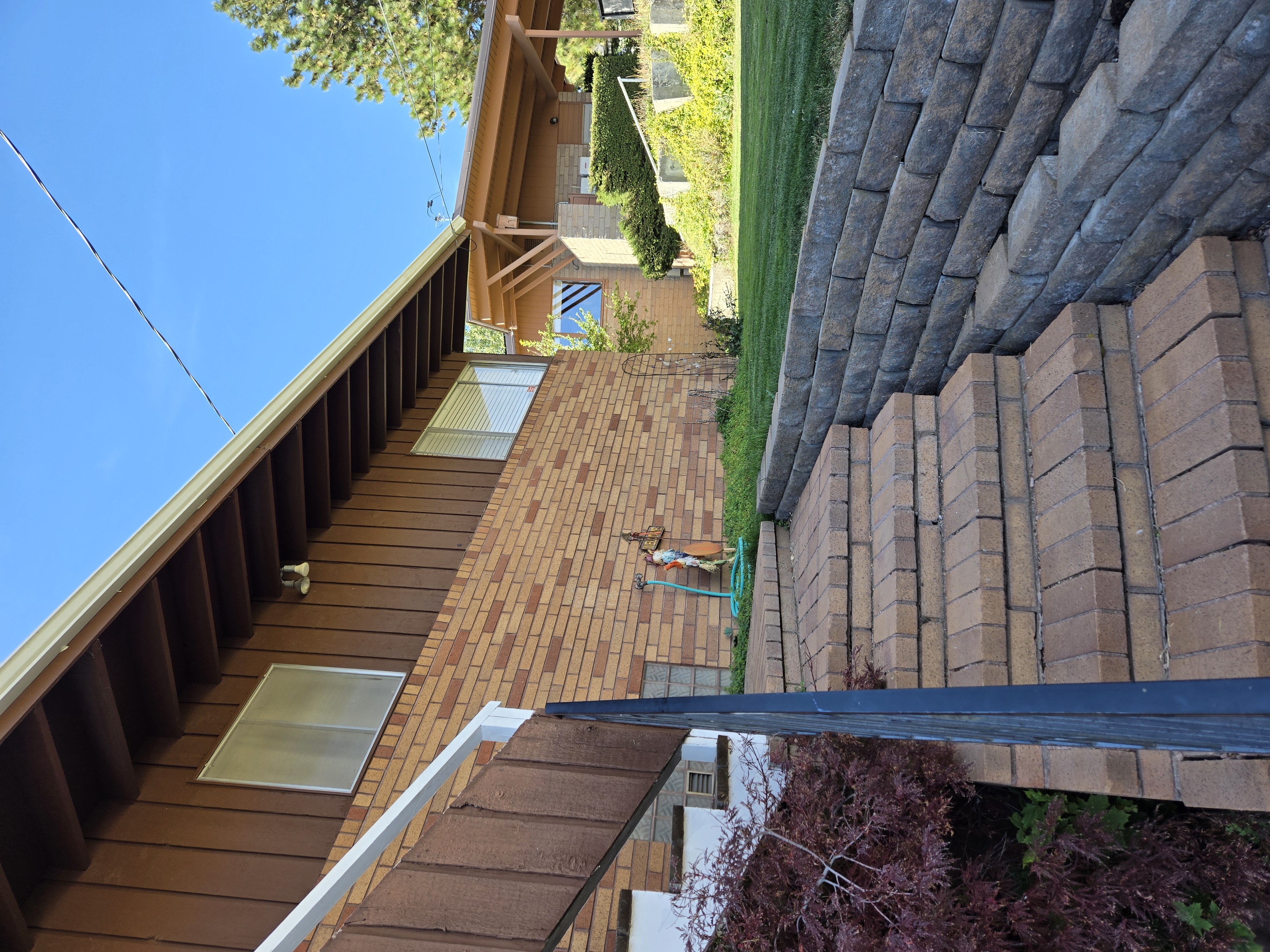 4BR Home in Klamath Falls , OR photo 2
