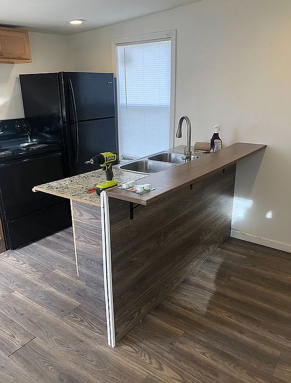 4BR Subject To Home in City, KS photo 3