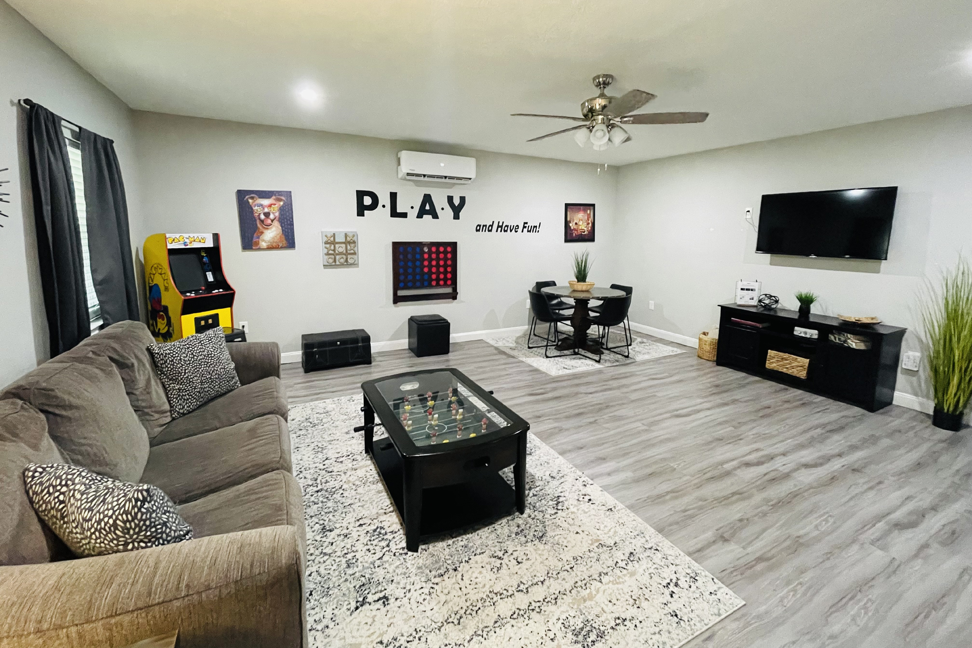 4BR Home in Deer Park , TX photo 2