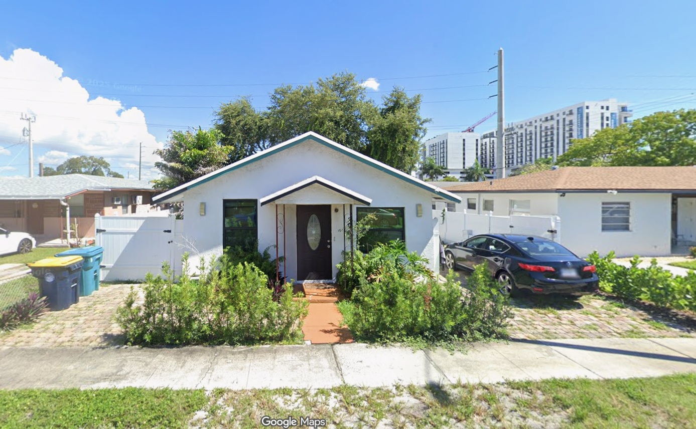 2BR Home in Dania Beach , FL photo 3