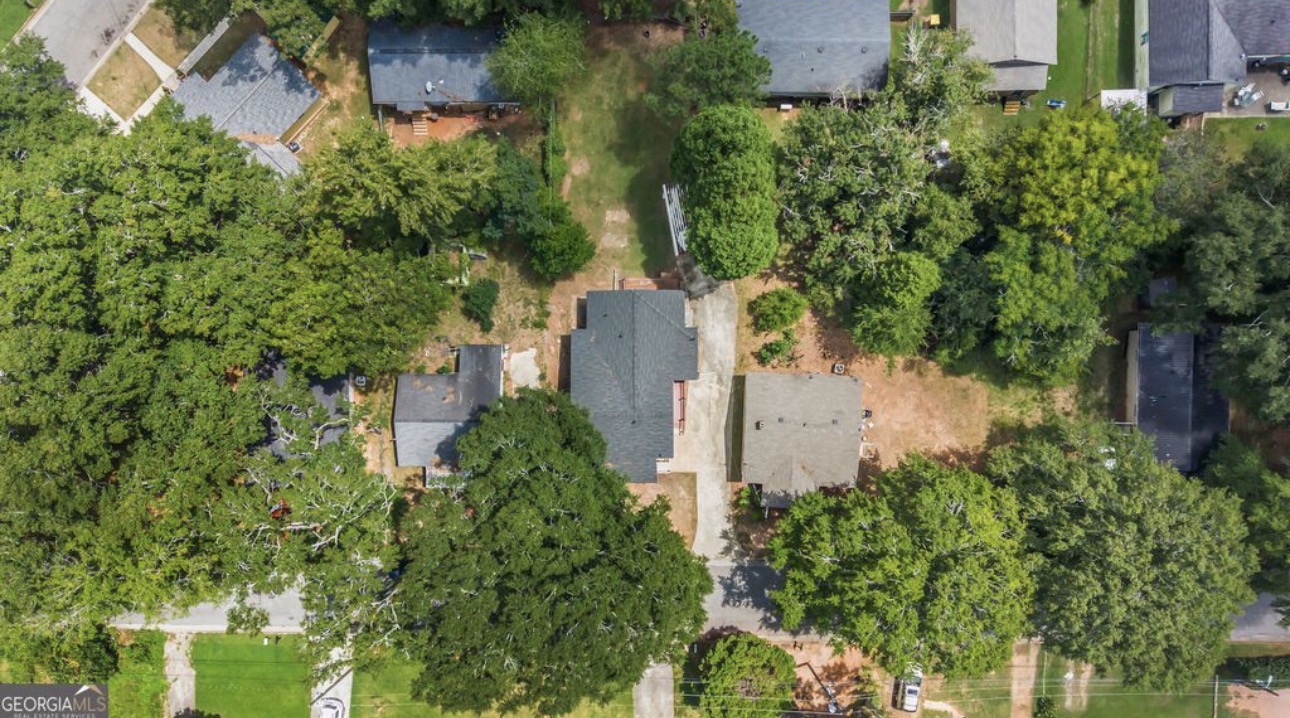 3BR Home in Newnan , GA photo 3