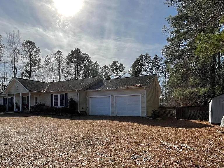 3BR Home in leesville , SC photo 2